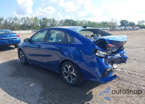 2019 Kia Forte Lxs z USA, uszkodzony, nr VIN 3KPF24AD9KE125070